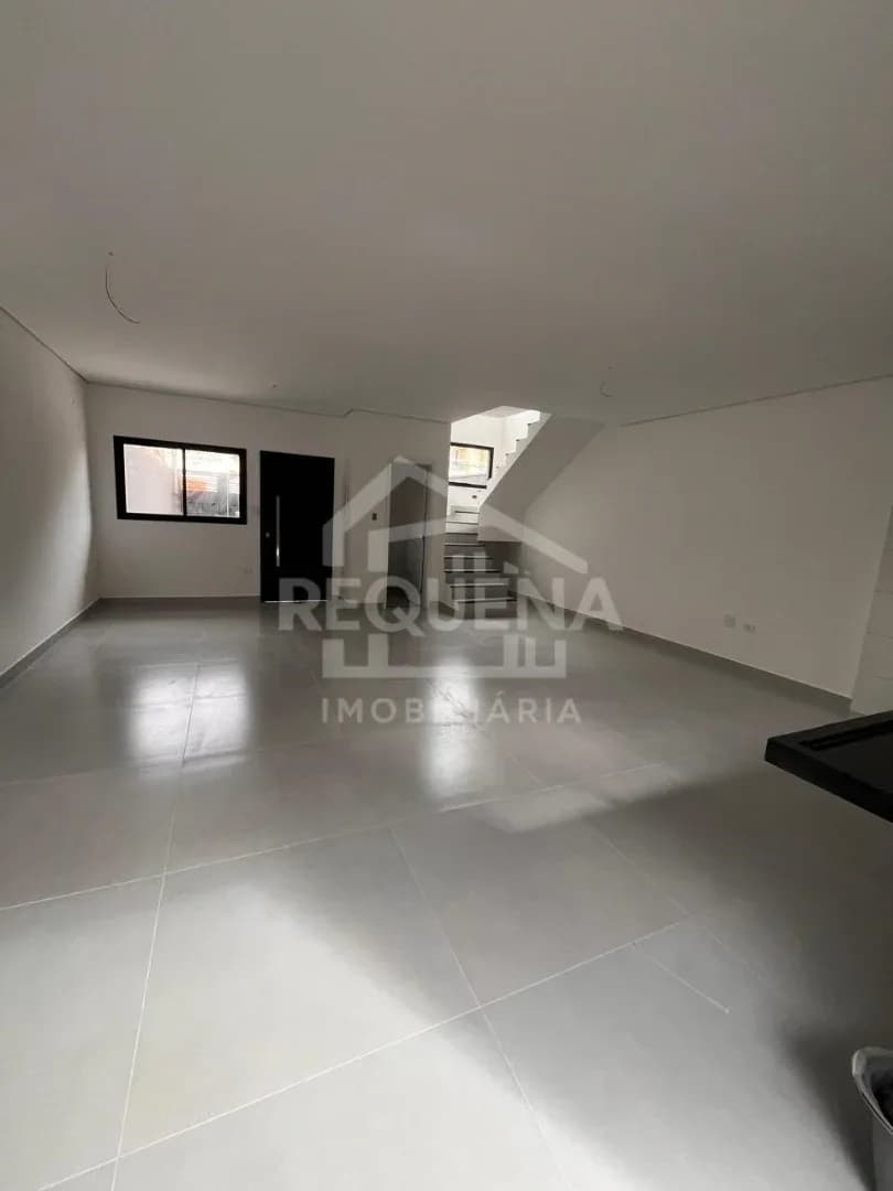 Foto de Sobrado moderno com 3 suítes e 4 vagas no bairro campestre – santo andré