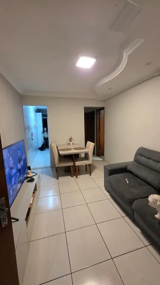 Foto de Apartamento 02 dormitórios com planejados completo - vaga de carro
